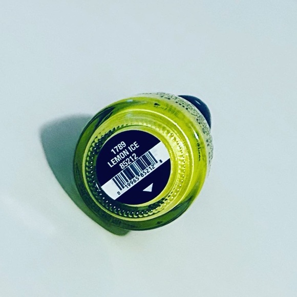 ⭐️5 For 25⭐️ China Glaze Dippin Dots Lemon Ice Nail Lacquer - Picture 4 of 7